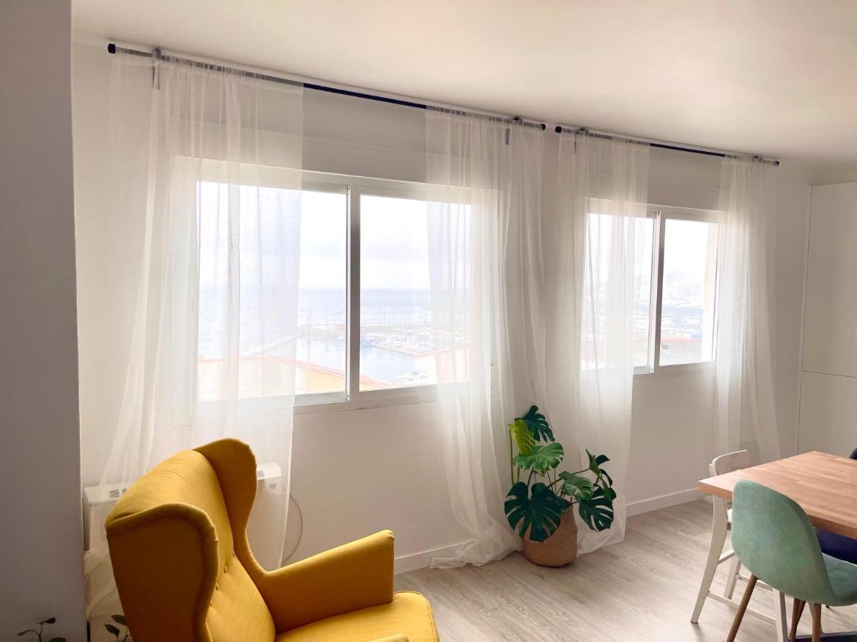 Playa Y Ciudad. Apartment Ribeira Bagian luar foto